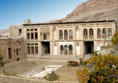 معرفی ۱۱ جاذبه گردشگری در دومین شهر تاریخی ایران