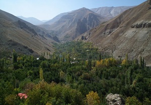 مهمترین ویژگی بخش خلجستان آب و هوای کوهستانی است/خلجستان برای سرمایه گذاری اقتصادی در بخش های رفاهی وتفریحی موقعیت مناسبی دارد