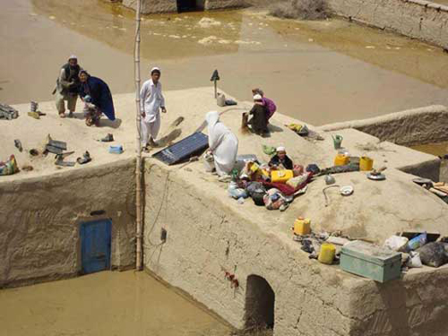 ۳۴ کشته و زخمی بر اثر جاری شدن سیل در افغانستان