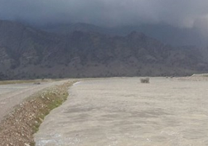 احداث پخش سیلاب زیر دست رودخانه شادکام بافق