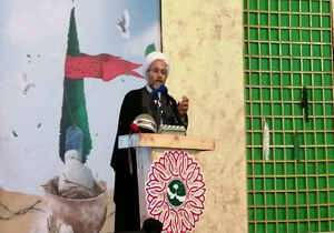 نگاه به جایگاه زنان در جامعه باید نگاه قرآنی باشد
