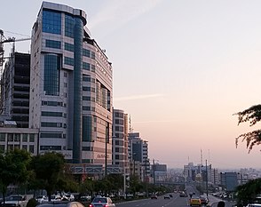 گردشگری یا صنعت، کدام یک ناجی شهر کرج می‌شود؟