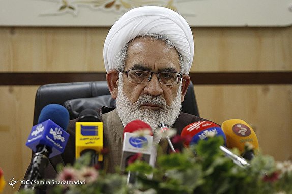 دشمن برای ایجاد ناامنی در کرج برنامه داشت/ با امید دهندگان به دشمنان برخورد شود