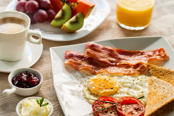 صبحانه اول وقت یا خواب؟