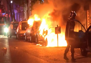 آتش‌زدن بیش از ۱۰۰۰ خودرو در فرانسه!