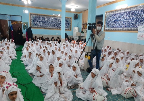 برگزاری جشن تکلیف ۳۰۰ دانش آموز در زیرکوه