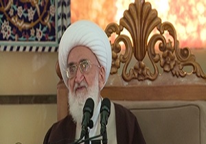 تاکید آیت الله نوری همدانی بر لزوم تبیین آثار و شخصیت محقق داماد برای طلاب جوان
