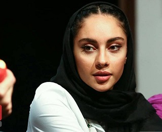 عکس اینستاگرامی بازیگر معروف در برف