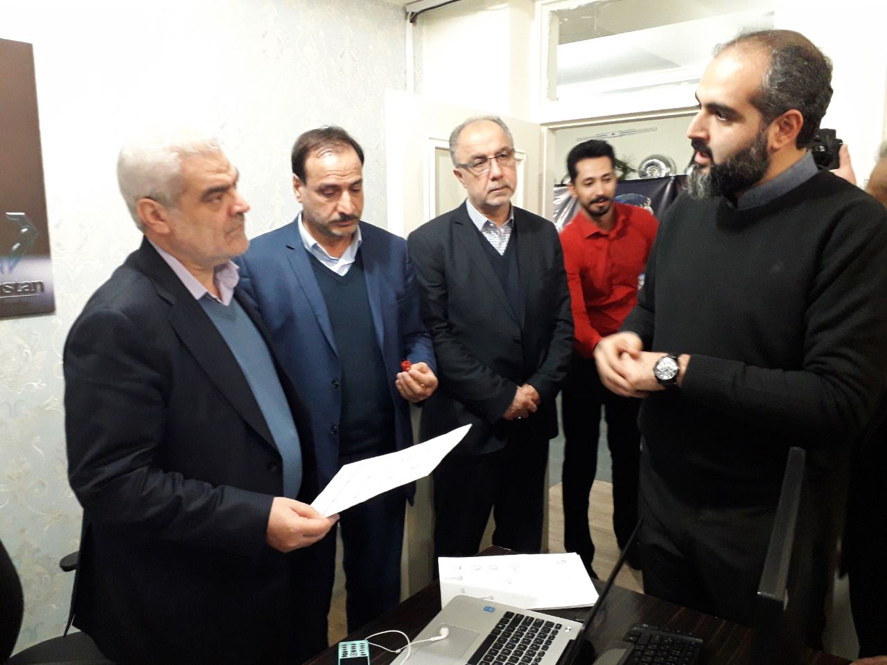 نقش پر رنگ خوشه های صنعتی در توسعه صنایع