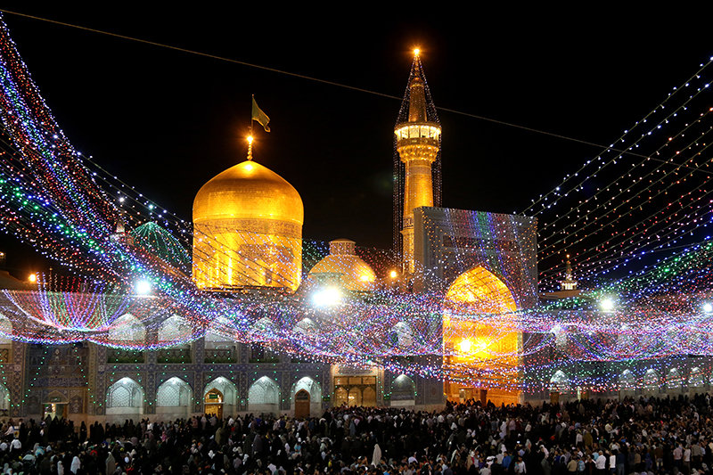 سفر بیش از ۳۴ میلیون زائر به مشهد در ۹ ماهه امسال