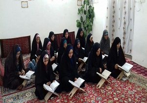 تمدید پروانه فعالیت ۱۳ خانه قرآن در لردگان