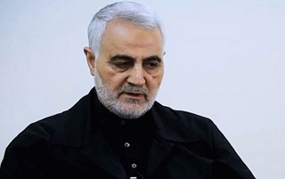 تصویر قرآن سردار سلیمانی پس از شهادت