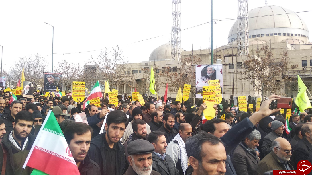 راهپیمایی نمازگزاران زنجانی در محکومیت جنایت تروریستی آمریکا در به شهادت رساندن سردار سلیمانی + تصاویر