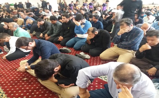 راهپیمایی انزجار از استکبار در مسجد جامع شهر بندرعباس