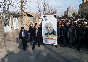 عزاداری مردم یامچی به مناسبت شهادت حاج قاسم سلیمانی + فیلم