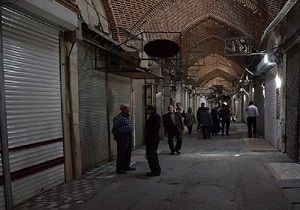 دروس حوزه علمیه و بازار اردبیل تعطیل شد