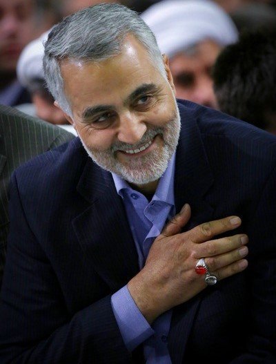 سردار حاج قاسم سلیمانی الگوی ترازِ مومن انقلابی است