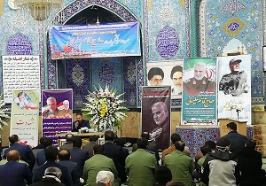مراسم بزرگداشت شهید حاج قاسم سلیمانی در مسجد جامع نجف‌آباد + فیلم