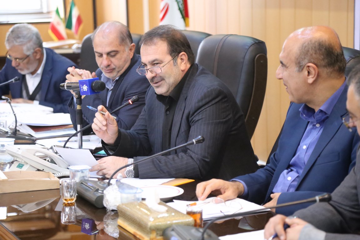جلوگیری از کاهش جمعیت جوان جامعه نیازمند اقدامات فرهنگی و راهکارهای علمی و عملی است