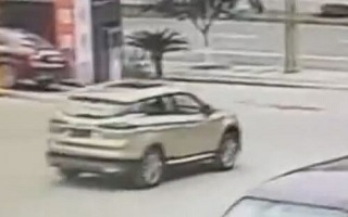 مالک بدشانس خودرو تنها چند ثانیه از خرید خود لذت برد