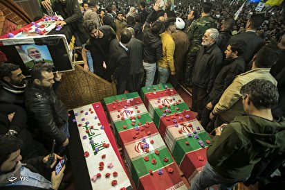 تشییع پیکر «حاج قاسم و ابومهدی» در کربلا