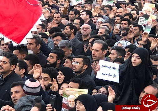 چشمان اشکبار اهوازی&zwnj;ها به راه سردار حاج قاسم