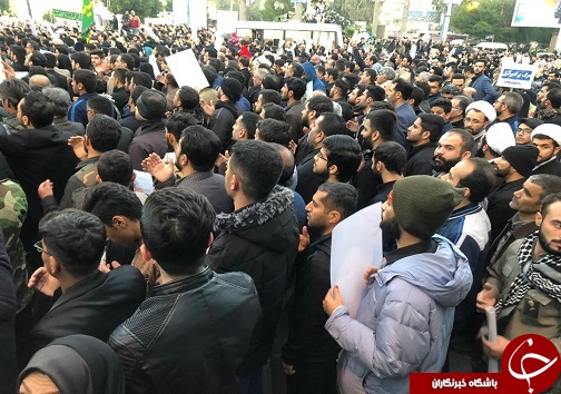 چشمان اشکبار اهوازی&zwnj;ها به راه سردار حاج قاسم
