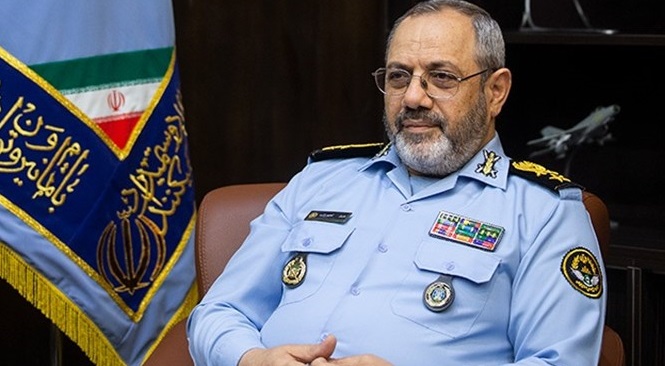 دانشجویان باید با خودسازی جا پای سرداران و امیران بگذارند