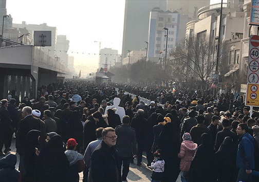 مشهدالرضا با ورود پیکر سردار شهید قاسم سلیمانی و همراهانش معطر شد مشهدالرضا با ورود پیکر سردار شهید قاسم سلیمانی و همراهانش معطر شد