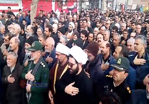 عزاداری مردم قروه در به شهادت رسیدن سردار سلیمانی + فیلم