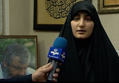 دختر سردار سلیمانی خطاب به ترامپ: خون پدرم گریبانتان را می&zwnj;گیرد + فیلم