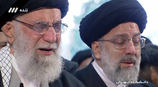 طلب شهادت رهبر انقلاب هنگام خواندن نماز بر پیکر حاج قاسم و همرزمانش