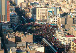 تبلیغ شبکه المنار برای مداحی میثم مطیعی در لبنان + فیلم