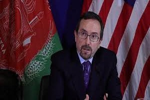 در بحبوحه مذاکرات با طالبان سفیر آمریکا در افغانستان استعفا کرد