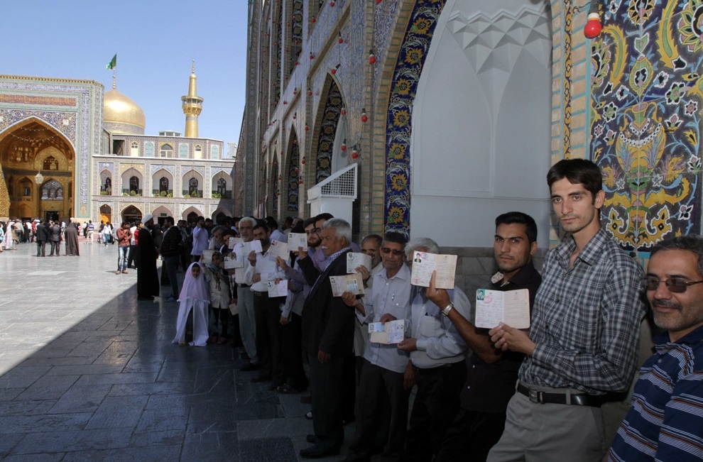 بررسی صلاحیت داوطلبان نمایندگی مجلس چگونه انجام می&zwnj;شود؟