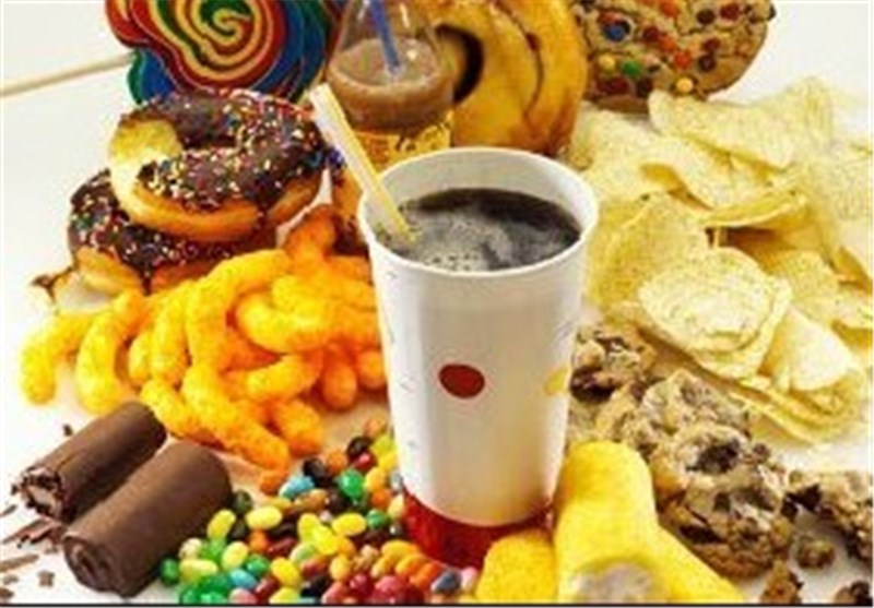 پیشنهاد&zwnj;هایی برای پاک سازی منزل از خوراکی&zwnj;های پر کالری