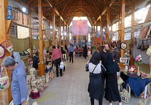 بازارچه عرضه صنایع دستی در شهرستان اشکذر احیا می‌شود