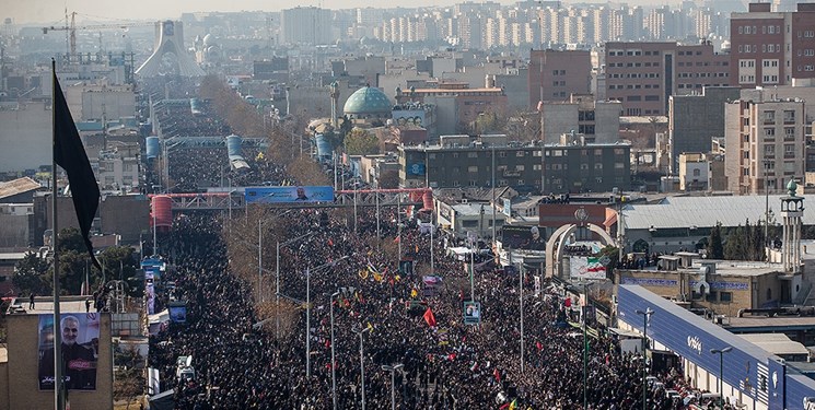 خیابان انقلاب و خیابان آزادی چند نفر ظرفیت دارد؟