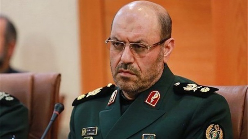 سردار دهقان : اگر به جنایات آمریکا پاسخ داده نشود هر روز باید نگران باشیم