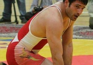 حضور کشتی گیر کردستانی در رقابت‌های کشتی آزاد جام بین المللی