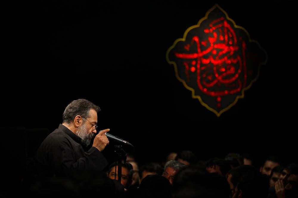 گلچین مداحی شب سوم فاطمیه اول ۹۸ با صدای حاج محمود کریمی