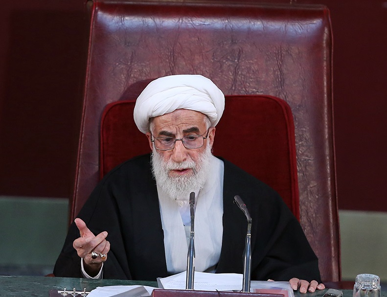 آیت&zwnj;الله جنتی حادثه دیروز کرمان و سقوط هواپیمای مسافربری را تسلیت گفت