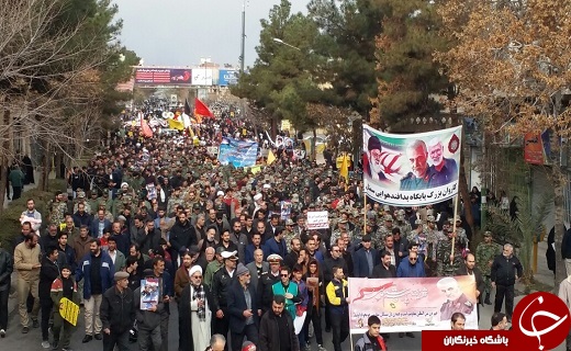 راهپیمایی مردم سمنان به مناسبت شهادت سردار قاسم سلیمانی و همرزمانش + تصاویر