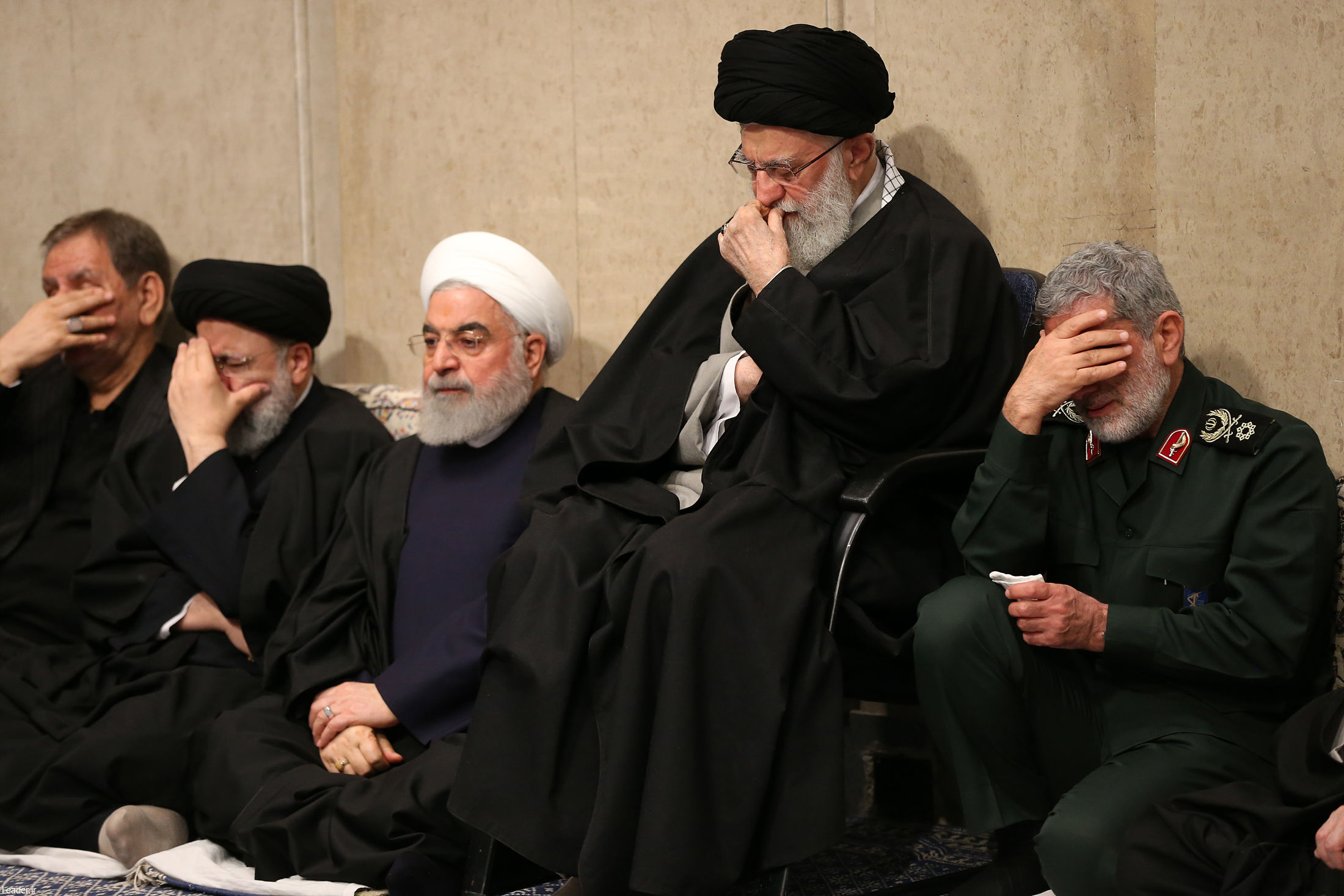 برگزاری مراسم بزرگداشت سردار سلیمانی و یارانش با حضور رهبر انقلاب
