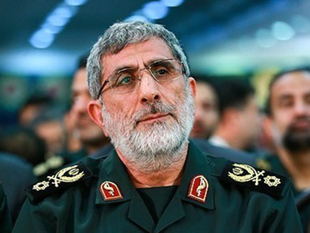 تصویر جدیدی از سردار قاآنی، فرمانده جدید نیروی قدس سپاه در کنار رهبر معظم انقلاب