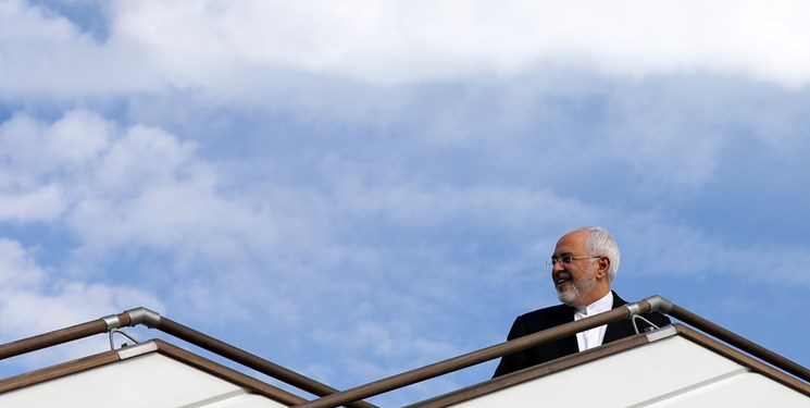 ظریف عازم عمان شد