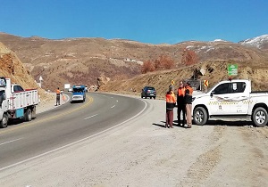 آغاز عملیات حذف پیچ خطرناک در جاده بانه – سقز + فیلم