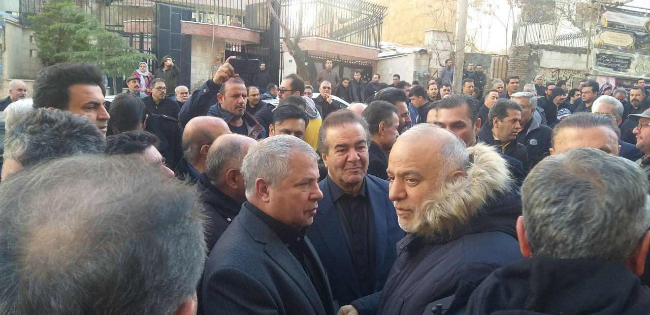 مراسم تشییع پیکر پیشکسوت باشگاه پرسپولیس برگزار شد مراسم تشییع پیکر پیشکسوت باشگاه پرسپولیس برگزار شد