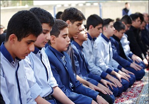 بیش از ۵۰ روحانی عهده دار اقامه نماز در مدارس ناحیه یک اهواز