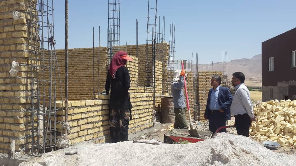 امداد به سیل زدگان ادامه دارد/ تحویل بیش از ۹ هزار تن سیمان به مناطق سیل زده ایلام